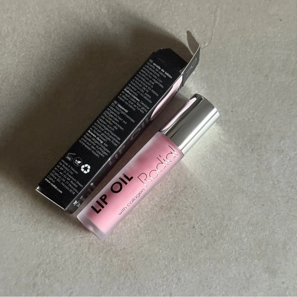 Rodial Collagen Lip Oil Pink Hydrating Gloss Treatment